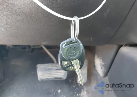 2013 Chevrolet Suburban 1500 Lt from USA, damaged, VIN 1GNSKJE72DR356781